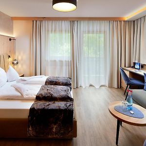 Dreibettzimmer
